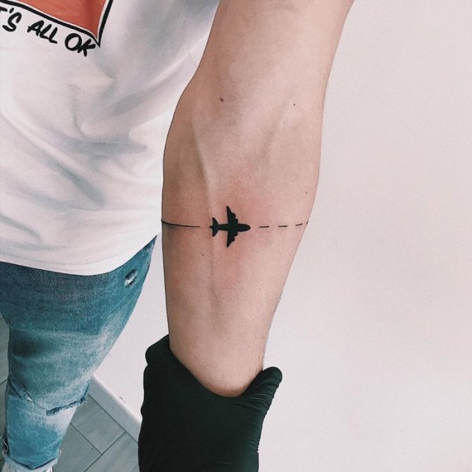 tattoo airplane means
