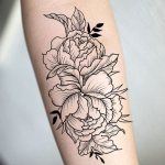 Sketches contour tattoo