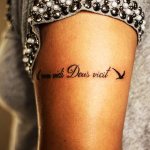 Phrases for tattoos with meaning for girls in Latin translations in English, French, Italian
