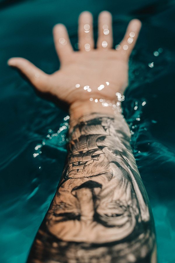 New water tattoo: how compatible they are and other worrying questions