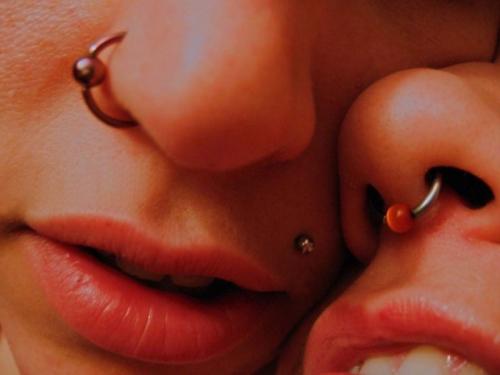 Piercing septum, how to hide. How to hide a piercing