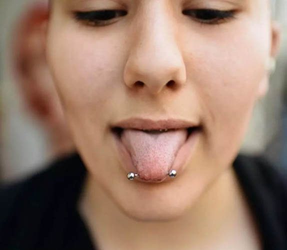 Tongue Piercing barbell. Photos, what to choose, the size of jewelry, care