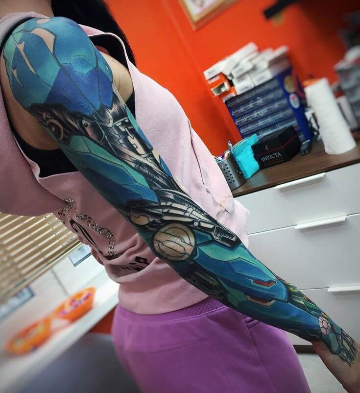 manica del tatuaggio cyberpunk