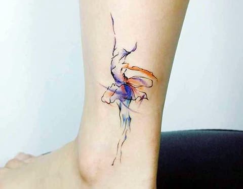 Tattoo ballerina on girls leg