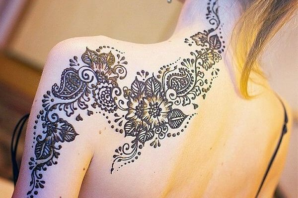 Tatuaggio con l'henné - come farlo a casa