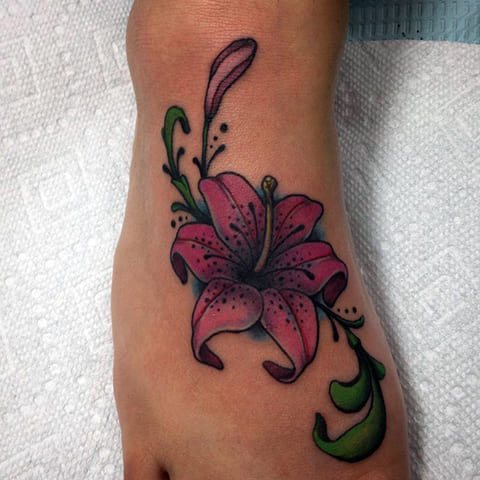 Tattoo water lily on foot