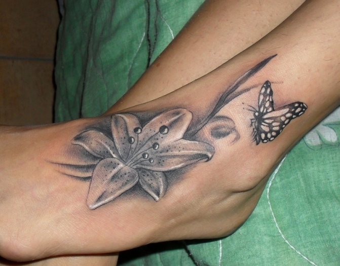 Tattoo of a lily on a woman's foot