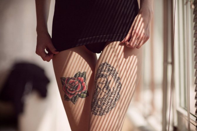 Tattoo on the hip
