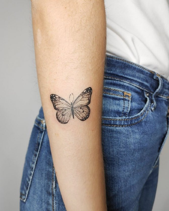 simple tattoos on the arm