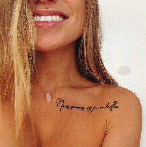 Tattoo inscriptions on the collarbone for girls in Latin with translation, the Russian language. Photos, sketches