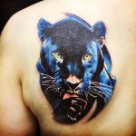 Tatuaggio di una pantera per ragazze e uomini - significati, idee, schizzi, foto