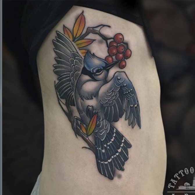 tattoo bird with berries