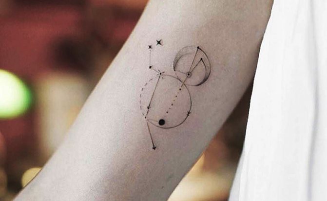 Tattoo Constellation of Leo. Photo, meaning, designs for girls