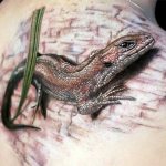 Tattoo of a lizard