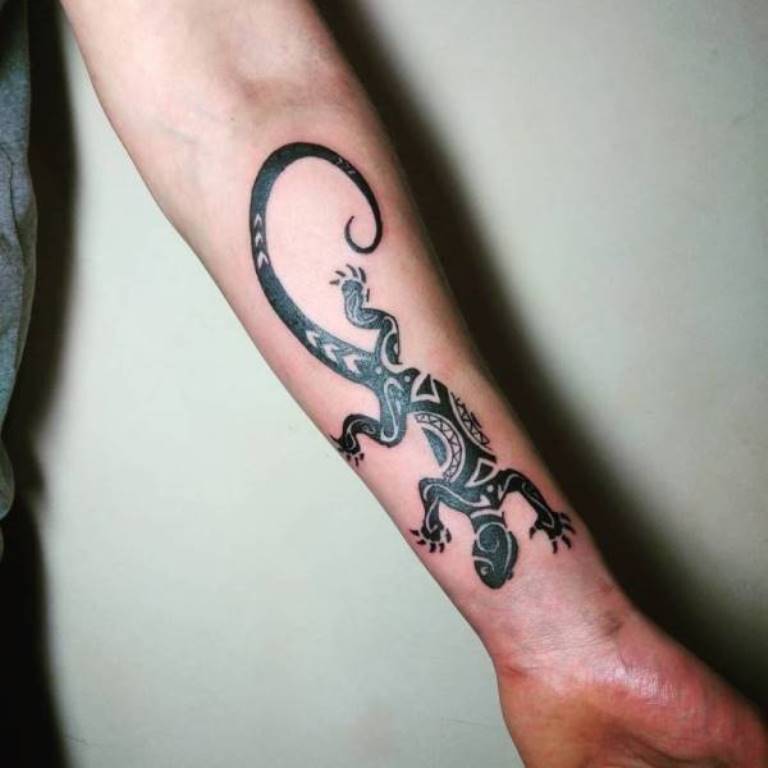 tattoo of a lizard photo