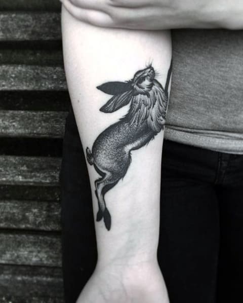 Tattoo hare on hands