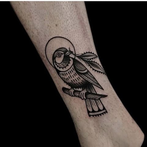 Parrot tattoo - photo