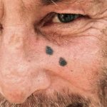 Tattoo of a teardrop